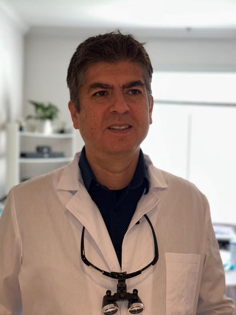 Dr Miguel Aramburu